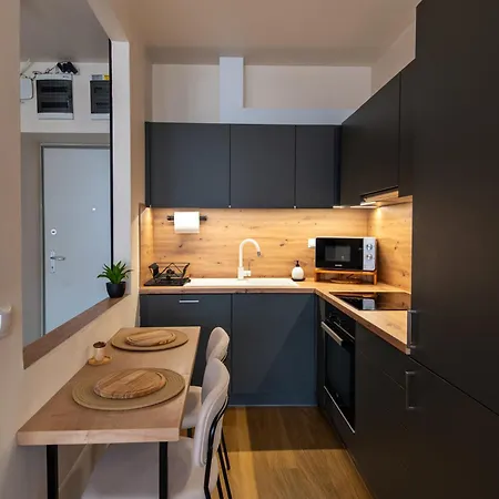Alba Campus - Parking, Terrace Apartman *