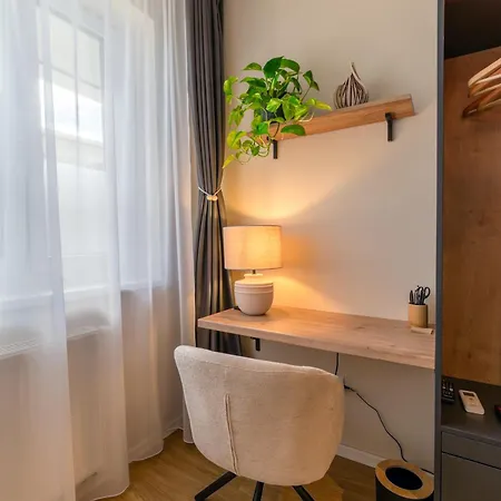 Alba Campus - Parking, Terrace Apartman *